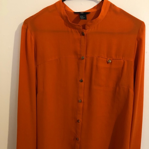H&M Gold button Shirt - Picture 1 of 3